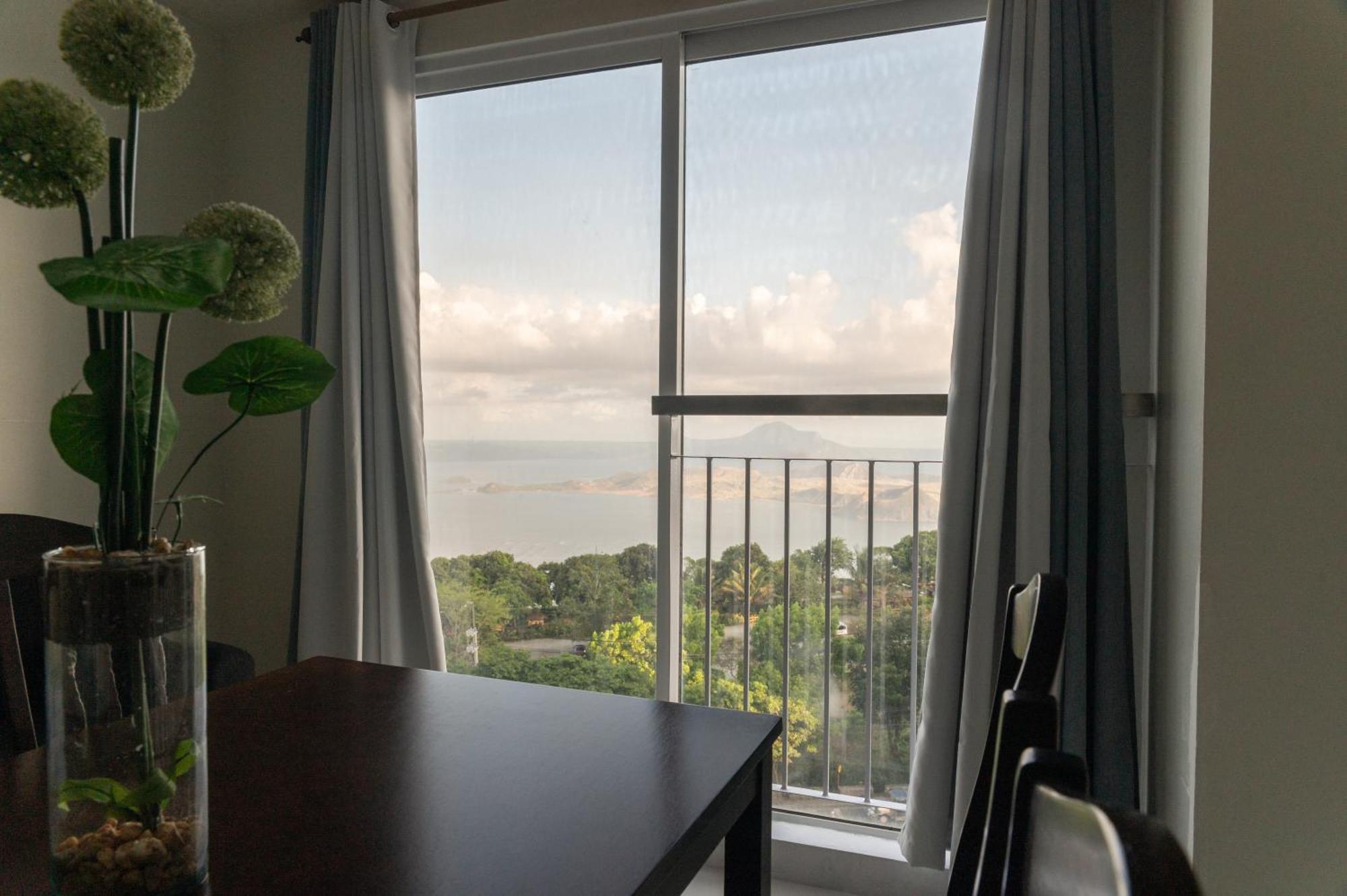 Wind Residence 4 Tagaytay City Eksteriør billede